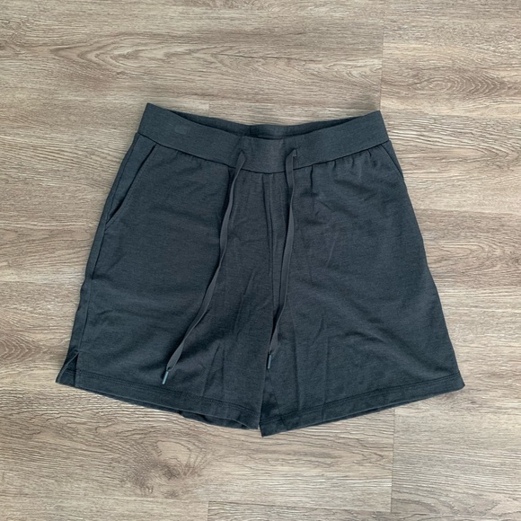 Cozy Earth Bamboo Mid-Length Shorts - Charcoal - Picture 4 of 6